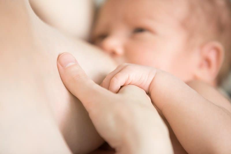 Can I breastfeed my newborn while I have a cold?