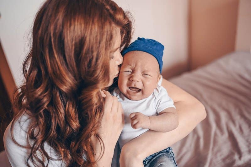 A few reasons why your baby might be crying while feeding