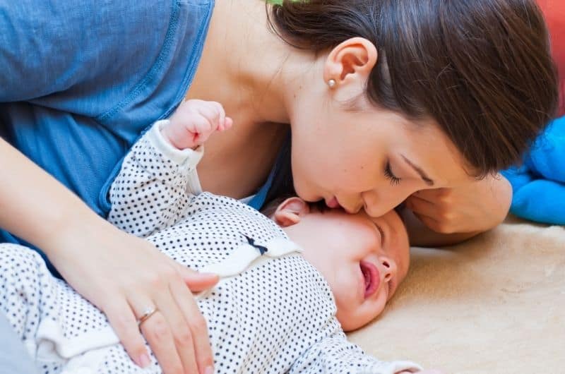 Common Hunger Indicators for your Newborn