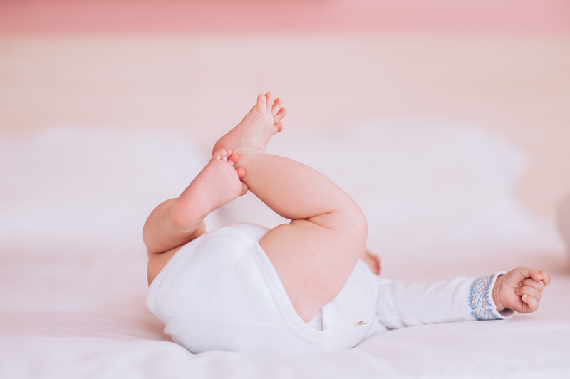 Newborn Leg Shaking - My Baby’s Leg Keeps Shaking, Is This Serious?